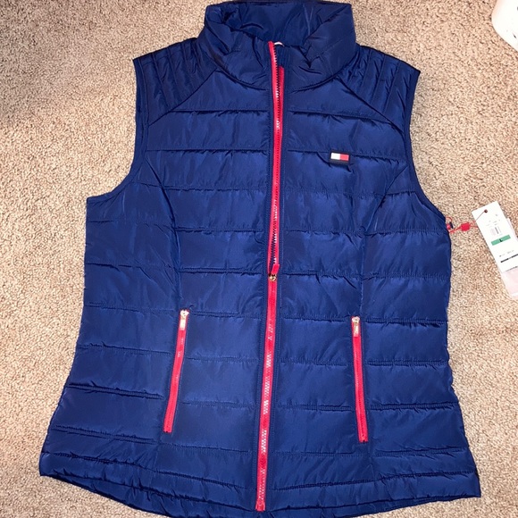 Tommy Hilfiger vest.